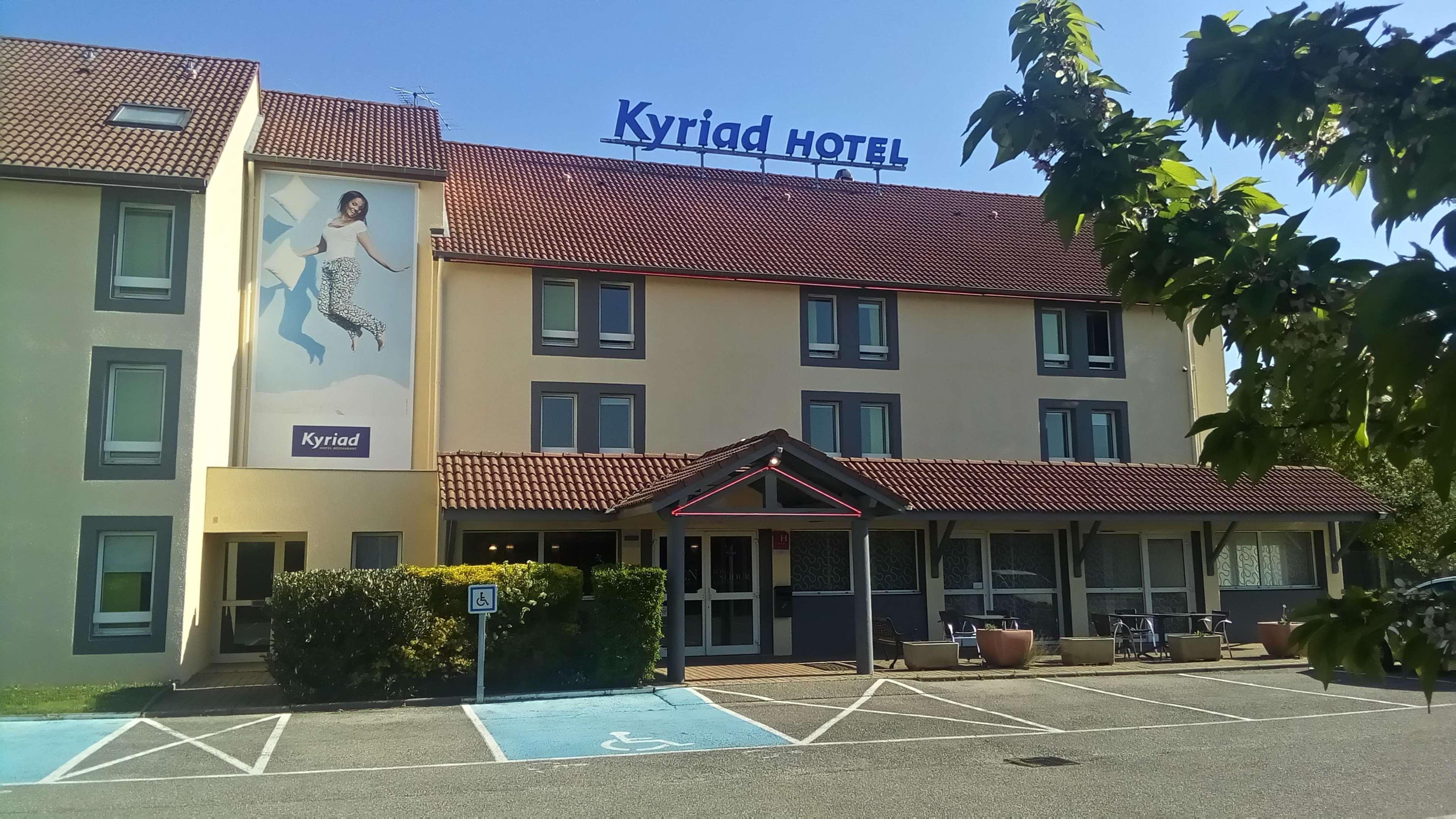 Kyriad Lyon Est - Saint Bonnet De Mure Luaran gambar